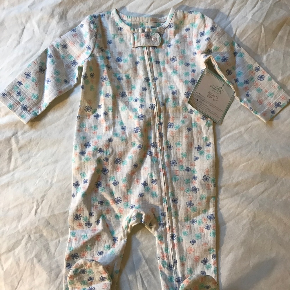aden + anais baby long-sleeve footie onesie, 3-6m